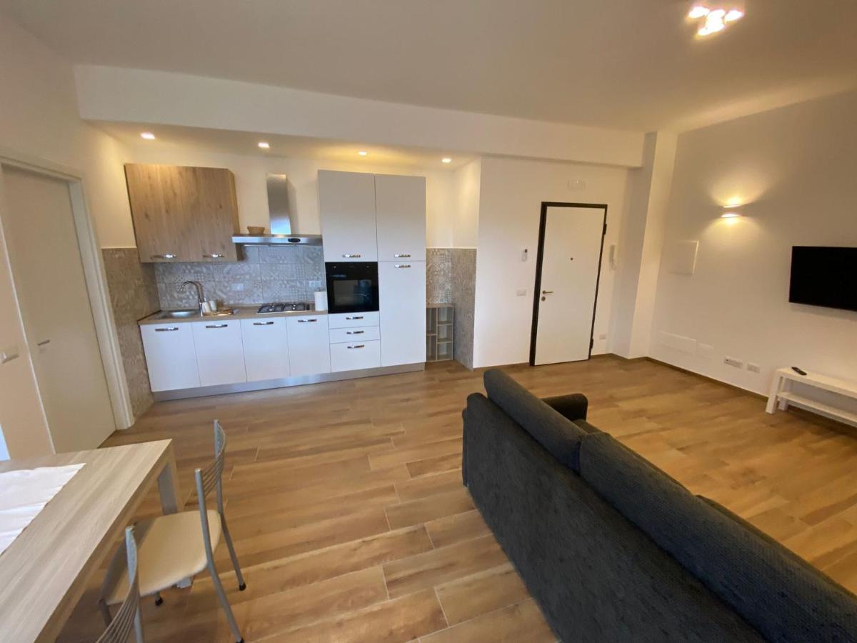 Viriamo House Roma Lägenhet Acilia Exteriör bild