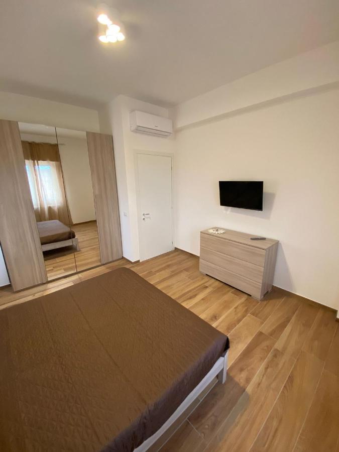 Viriamo House Roma Lägenhet Acilia Exteriör bild