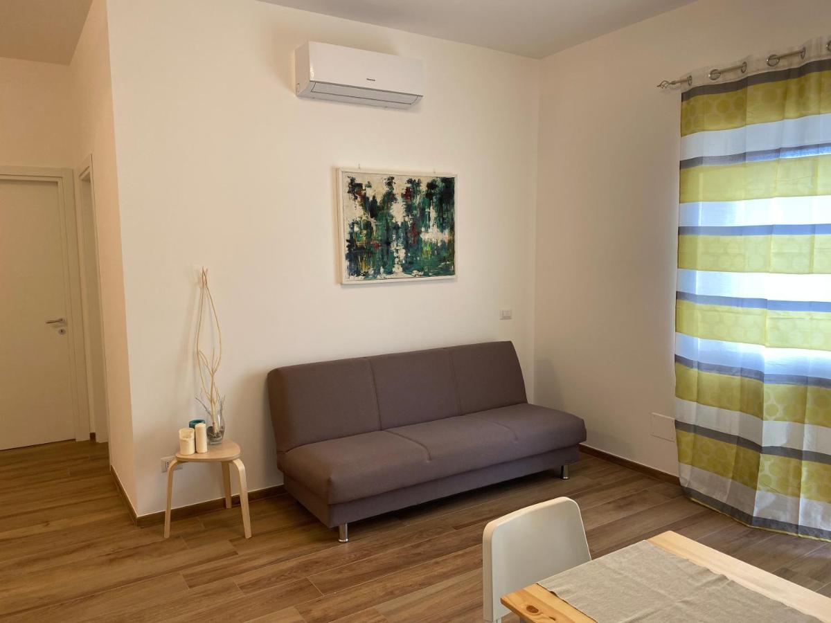Viriamo House Roma Lägenhet Acilia Exteriör bild